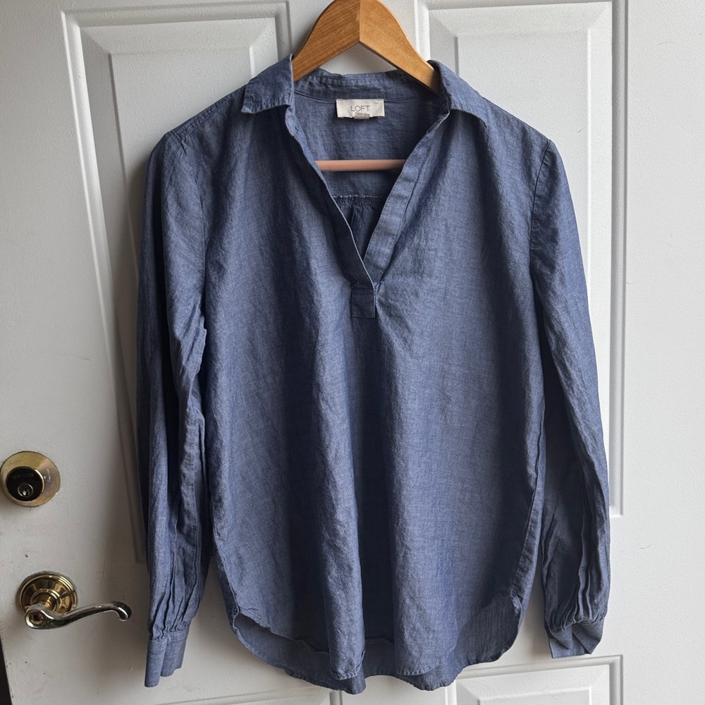 Loft Outlet Lightwight Chambray Blue Casual Shirt